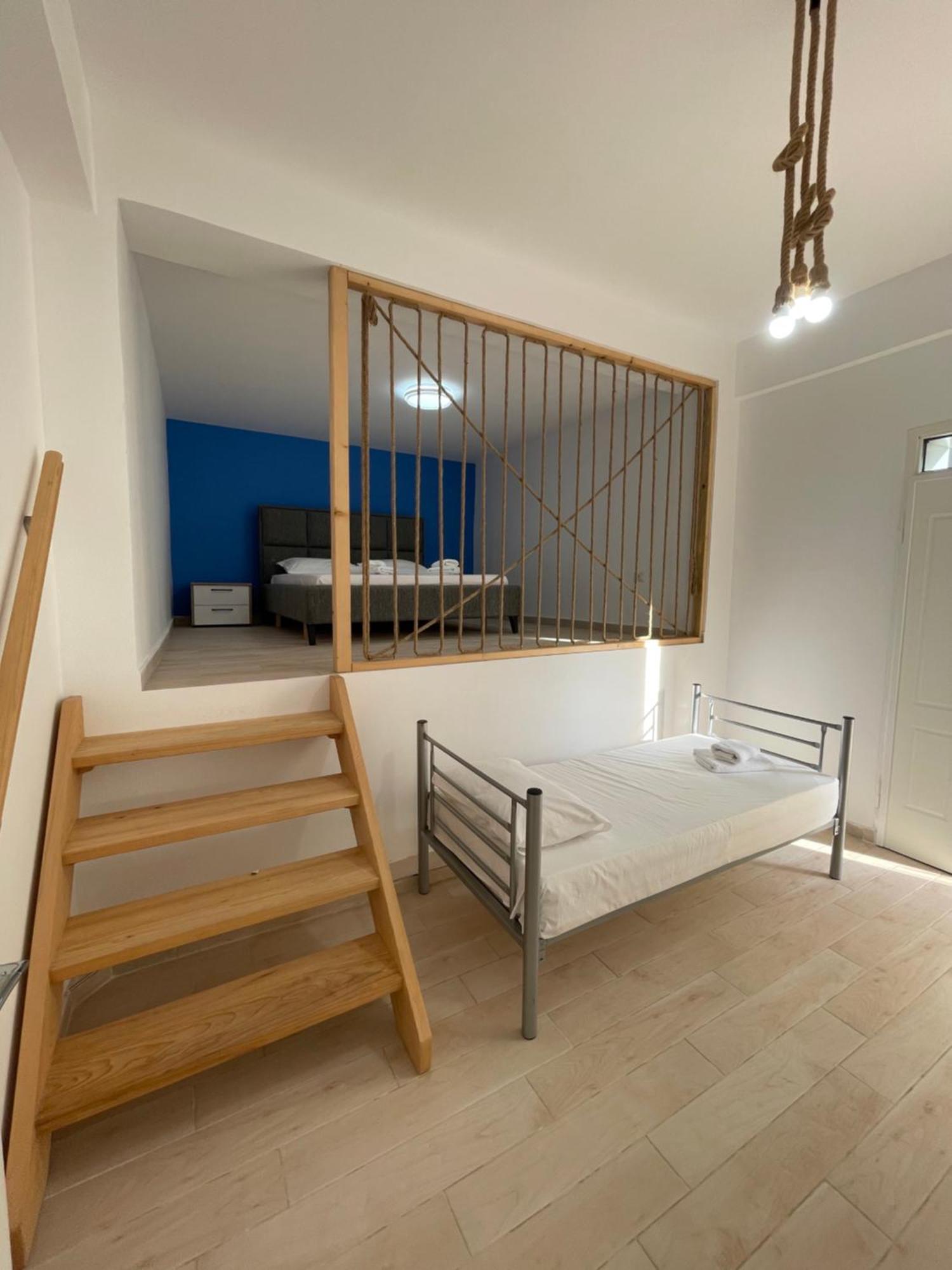 Perla Luxury Apartment - Private Patio & Parking Вльора Екстер'єр фото