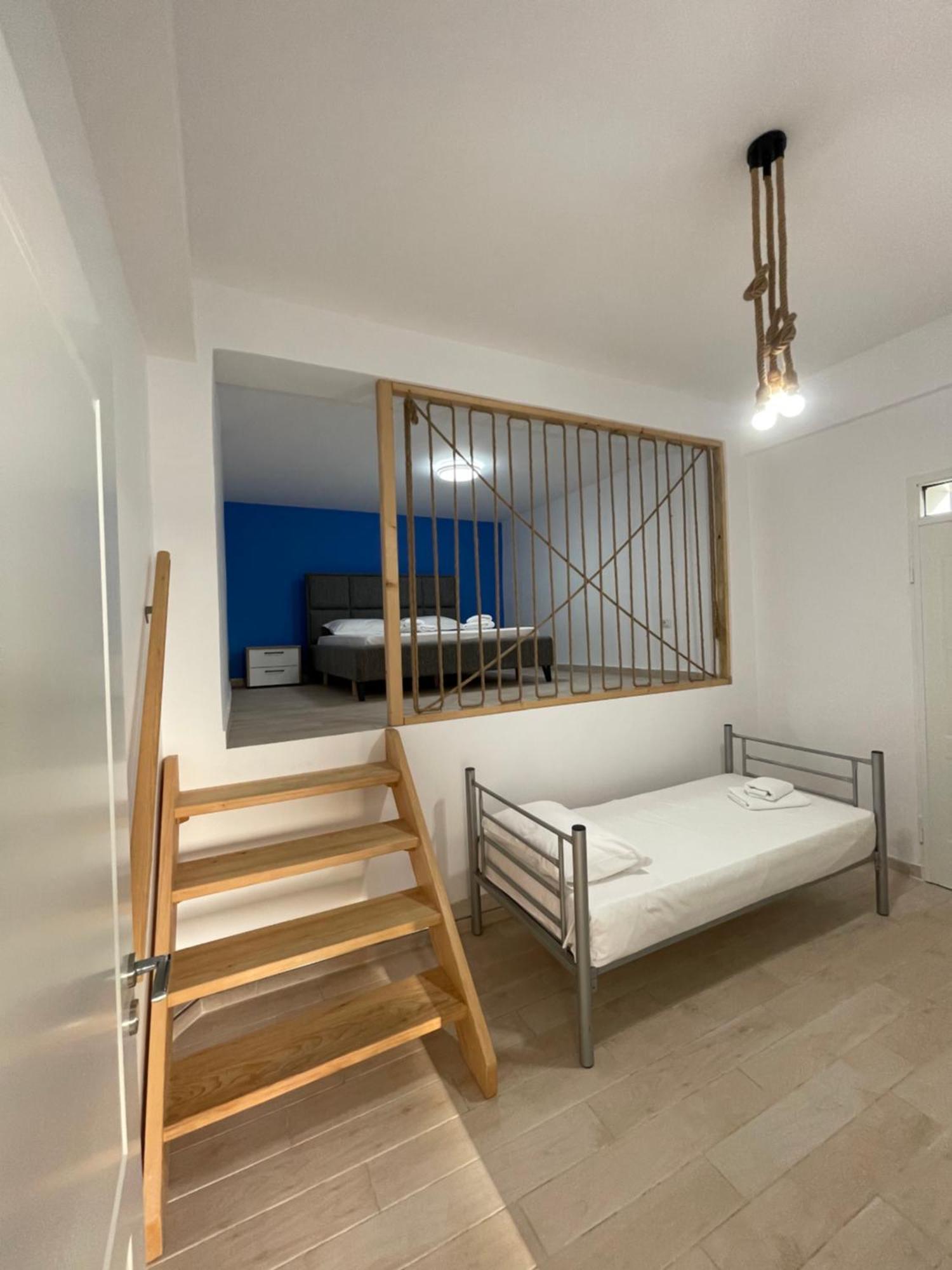 Perla Luxury Apartment - Private Patio & Parking Вльора Екстер'єр фото